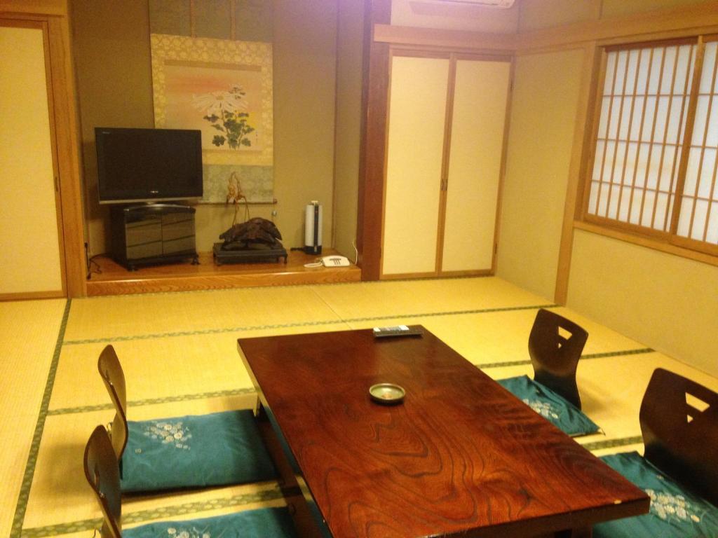 Chuokan Shimizuya Ryokan Nagano Quarto foto