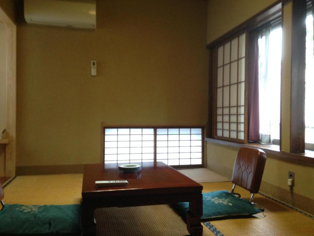 Chuokan Shimizuya Ryokan Nagano Quarto foto