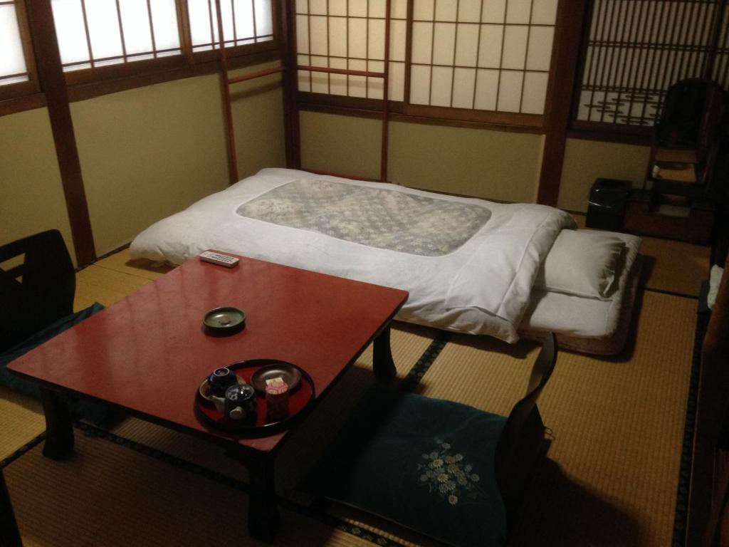 Chuokan Shimizuya Ryokan Nagano Quarto foto